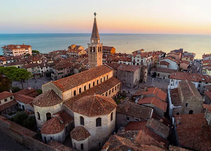 公寓 Cozy Escape With View *